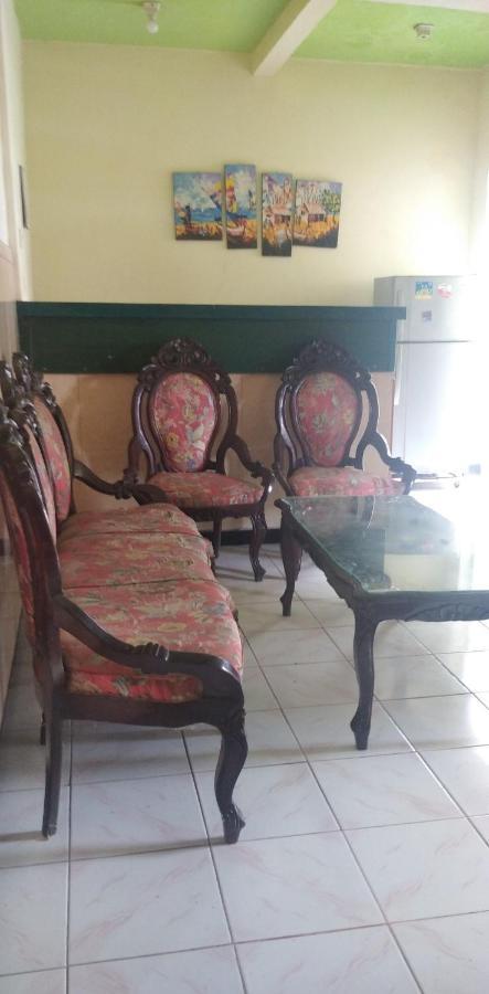 Mango Tree Homestay & Ijen Tour 外南梦 外观 照片